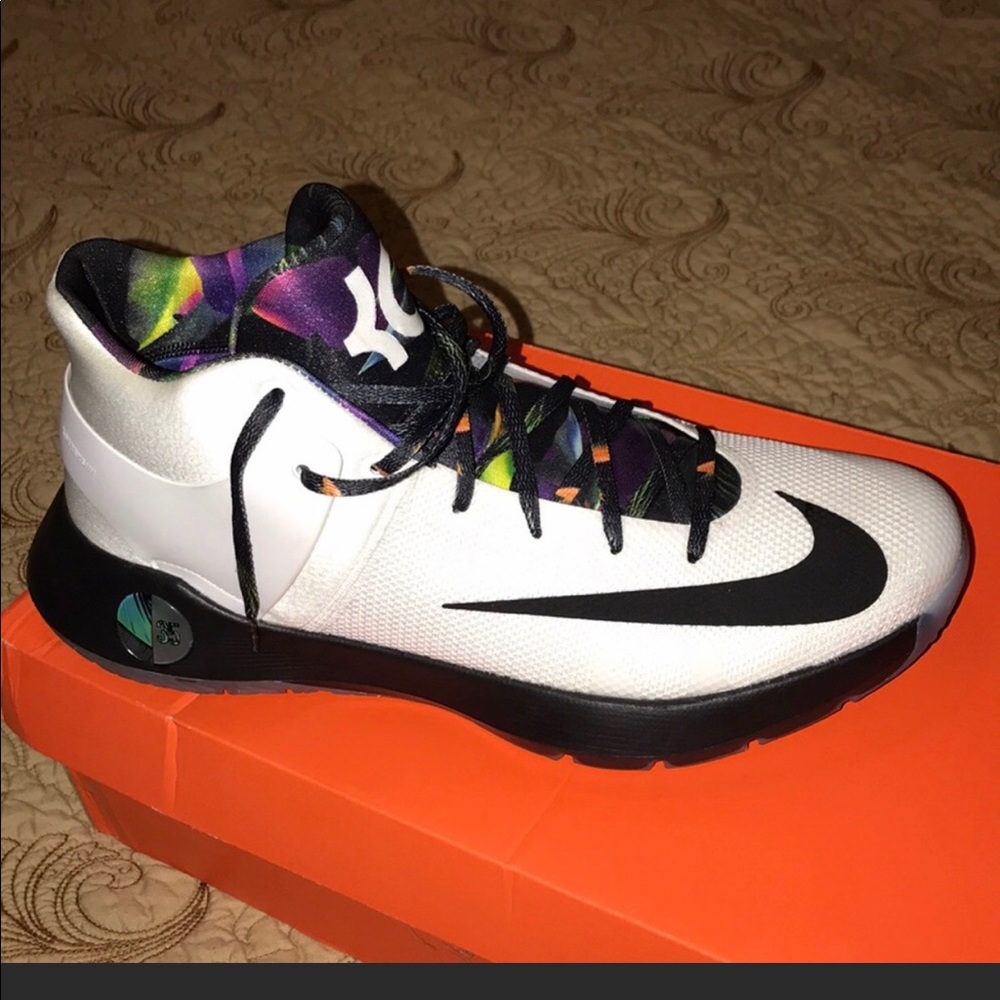 Kd Trey 5 IV